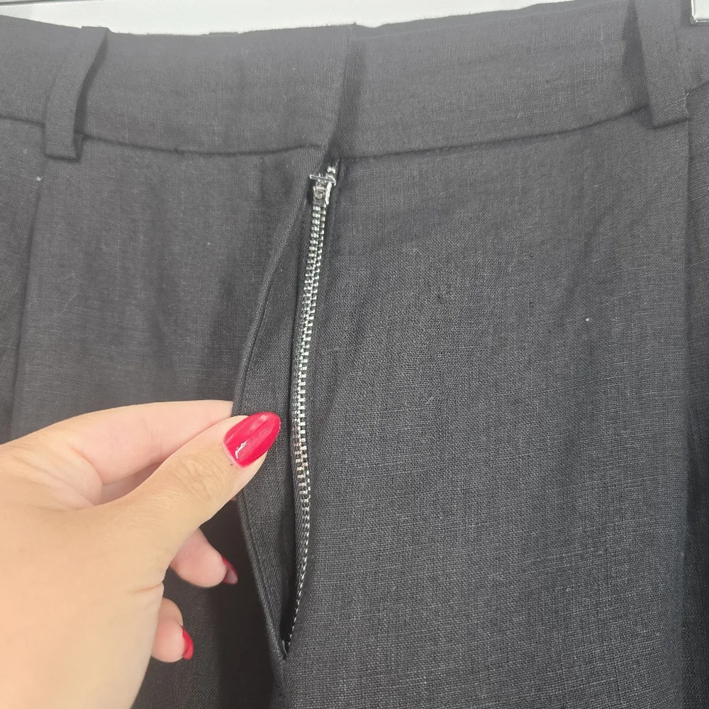 Babaton Aritzia Linen Black Wide Leg Pleated Pants Size 6